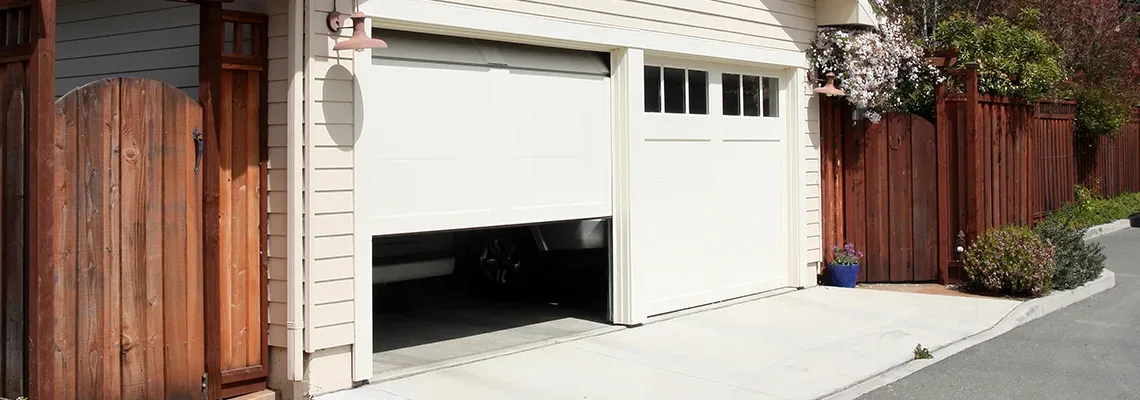 Repair Garage Door Won't Close Light Blinks in Innisfil, Ontario