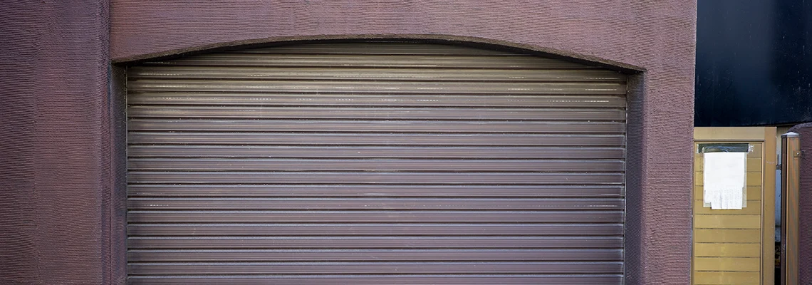 Fallen Garage Door Worn Rollers Replacement in Innisfil, Ontario